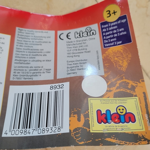 NWT firefighter wearable water gun - Picture 4 of 8